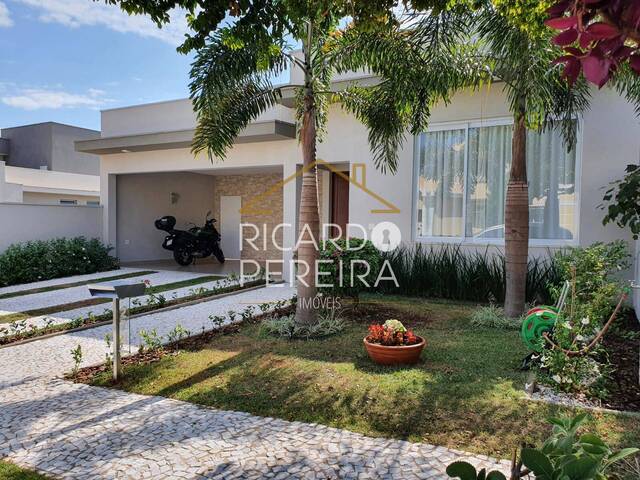 Casa de Condomínio 192 m² em Village Limeira em Limeira, por R