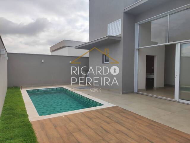 #248 - Casa em condomínio para Venda em Limeira - SP