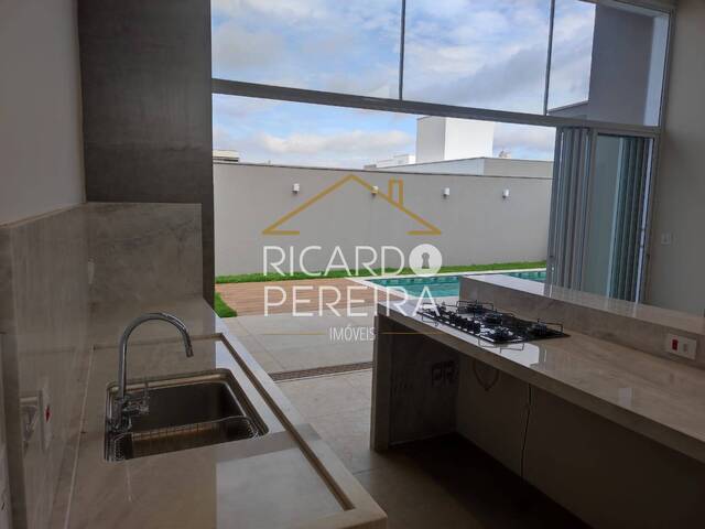 #248 - Casa em condomínio para Venda em Limeira - SP