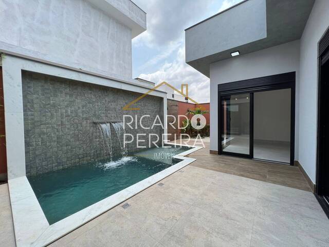 #107 - Casa para Venda em Limeira - SP - 1